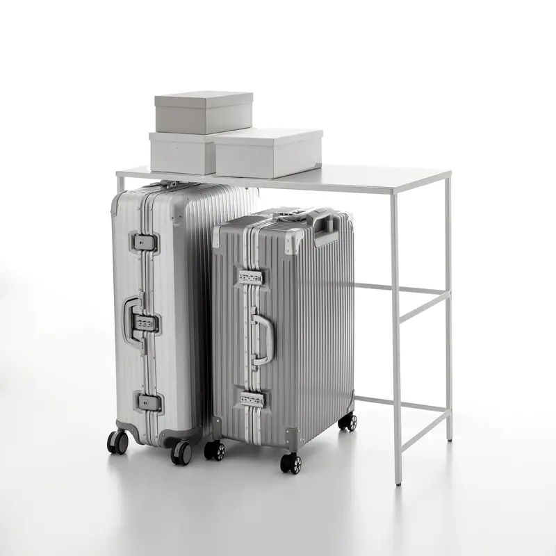 Adjustable Expandable Suitcase Stand – Steel Frame 1