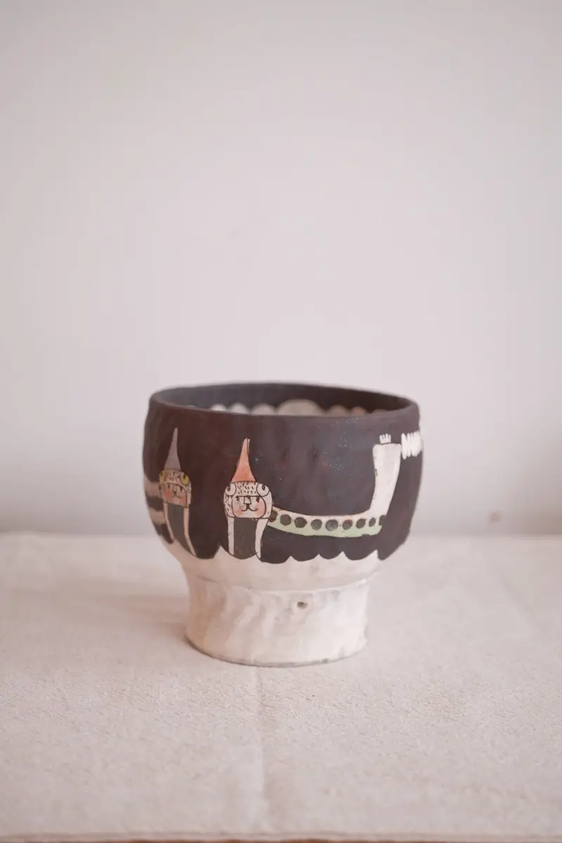 Ai Takayama Love Round Ceramic Serving Bowl 1