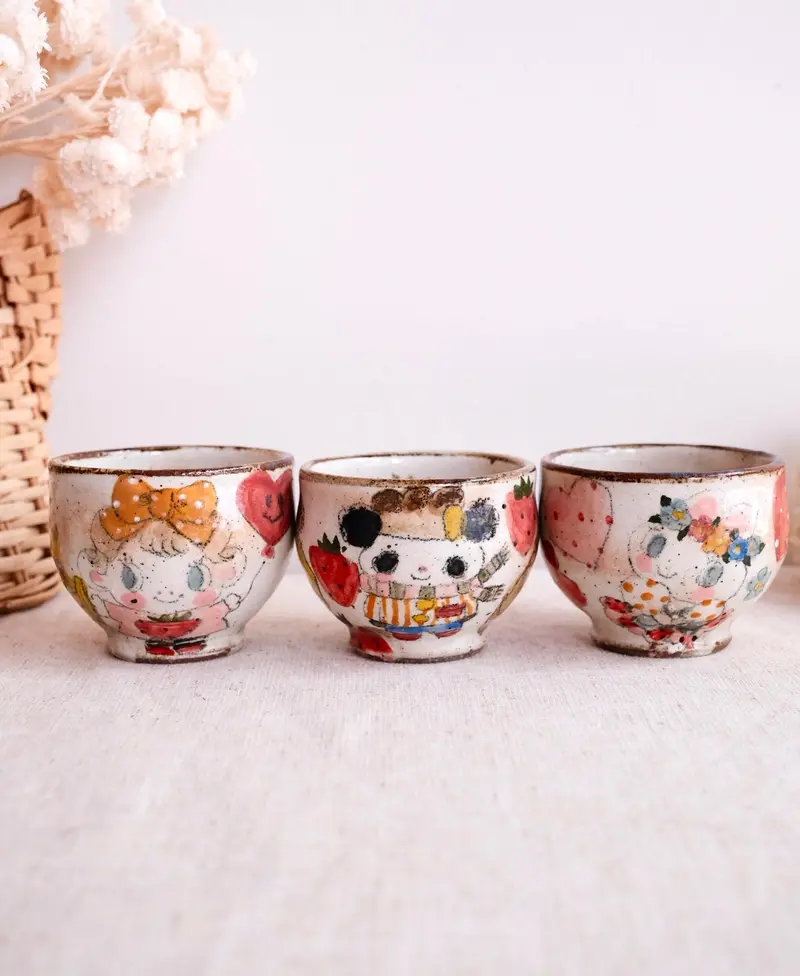 Asako Yamaguchi Animal-Themed Ceramic Teacup (Ai14) 1