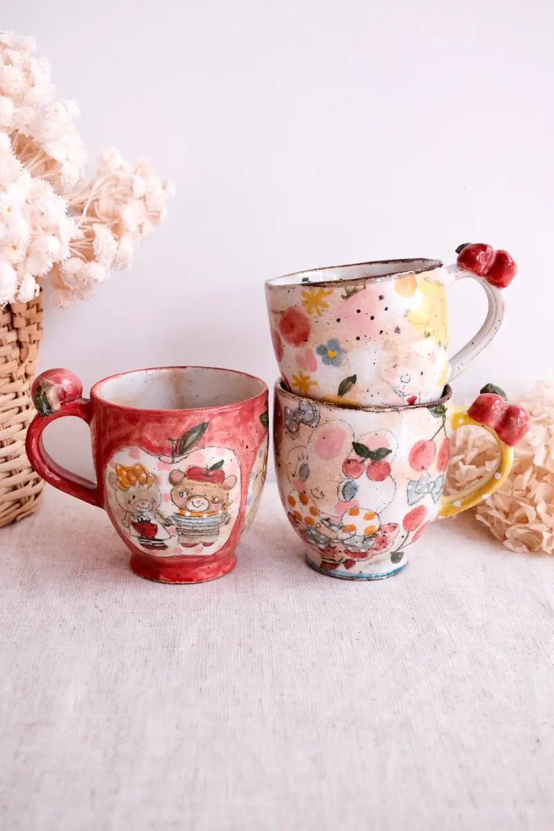 Asako Yamaguchi Decorative Handle Tall Mug With Animal Motif (Ai04) 1