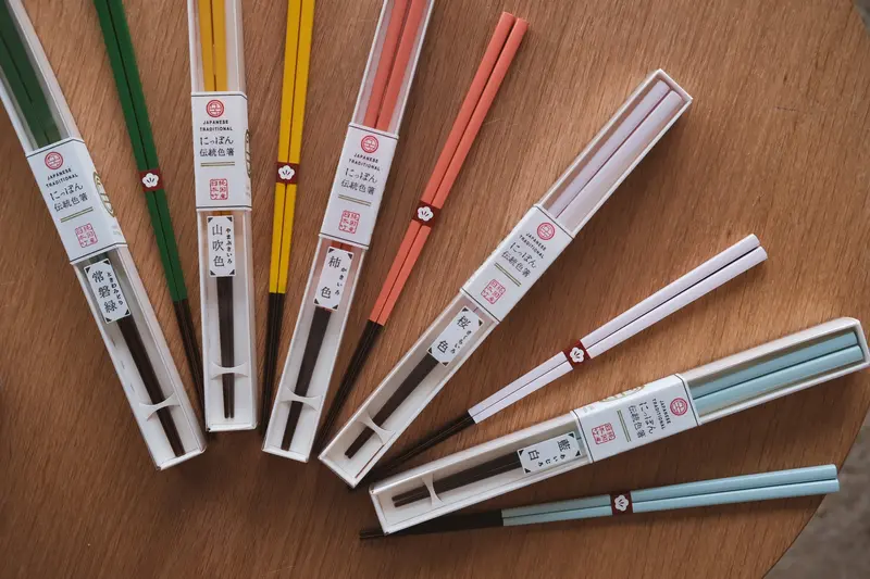 Authentic Japanese Traditional Color-Chipped Chopsticks 1