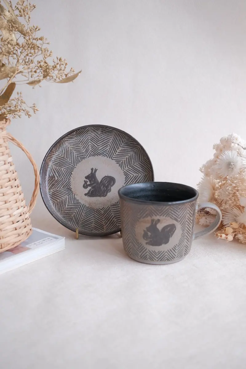 Ayane Hamada Animal Mug And Matching Saucer Set (Model Ay14) 1