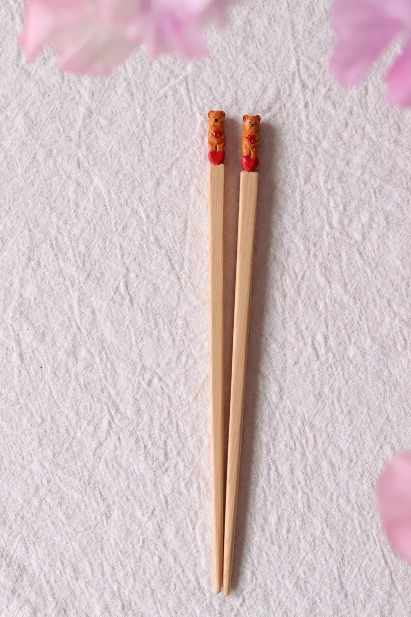 Ayataro Heart-Embellished Bear Chopsticks – Aya05 1