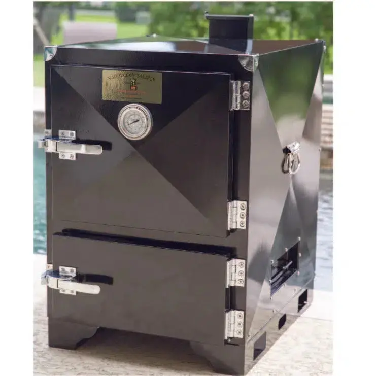 Backwoods G3 Chubby 20-Inch Portable Vertical Charcoal Smoker 1