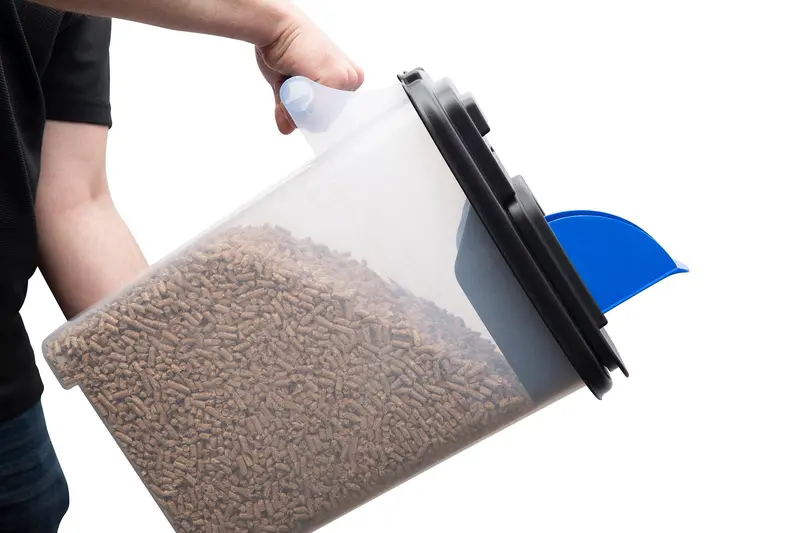 Broil King Heavy-Duty Pellet Storage Bin 1