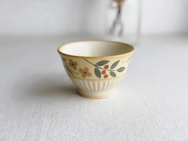 Buncho Pottery Red Flower And Berry Serving Bowl 1