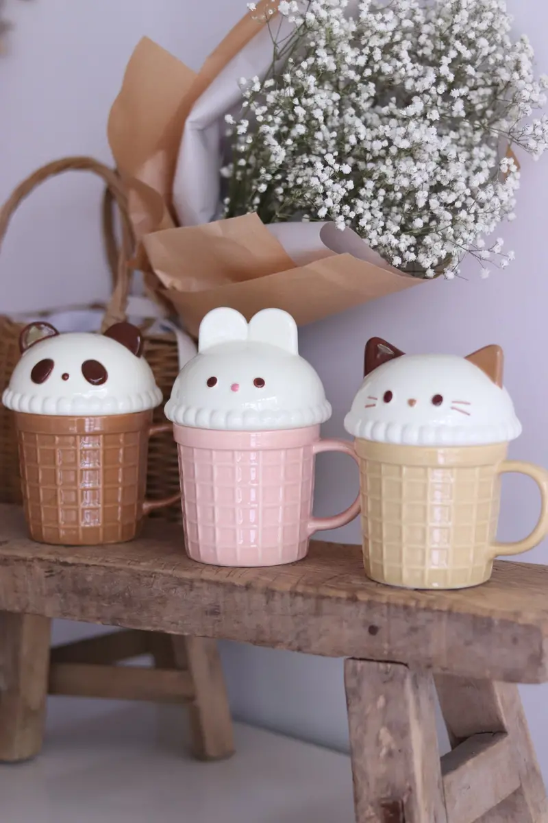Decole Animal-Print Waffle Texture Mug – Playful Kitchen Essential 1