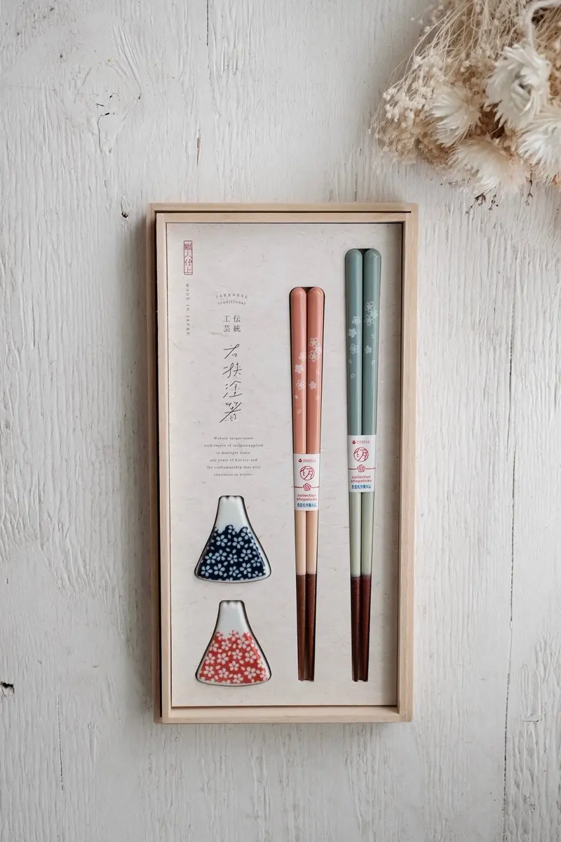 Ishida Mt. Fuji-Themed Chopsticks Gift Set 1
