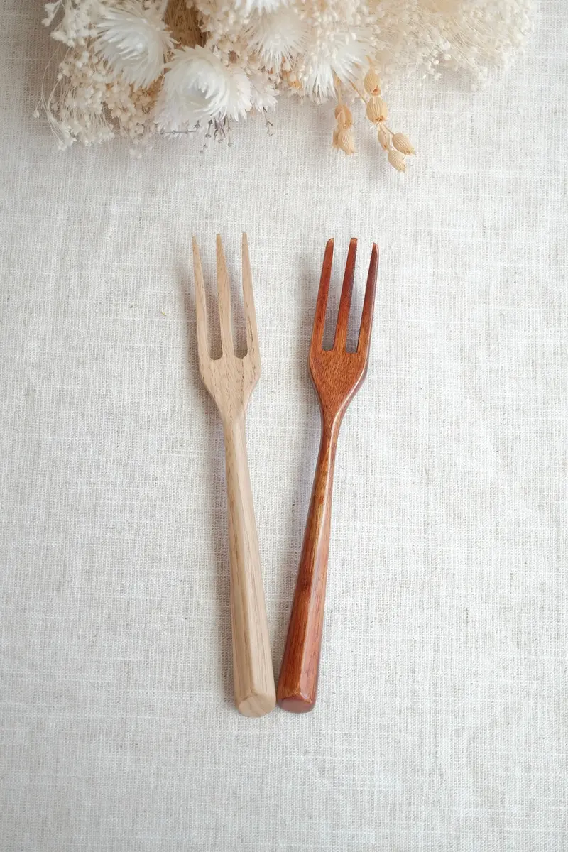 Japanese-Inspired Natural Wood Dining Fork 1