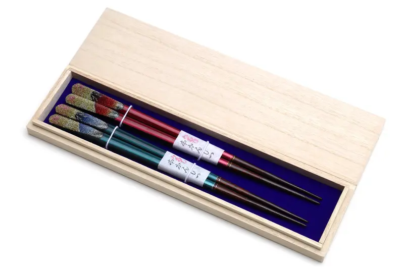 Japanese Mt. Fuji Glitter Lacquer Chopsticks – Premium Ebony With Paulownia Presentation Box 1