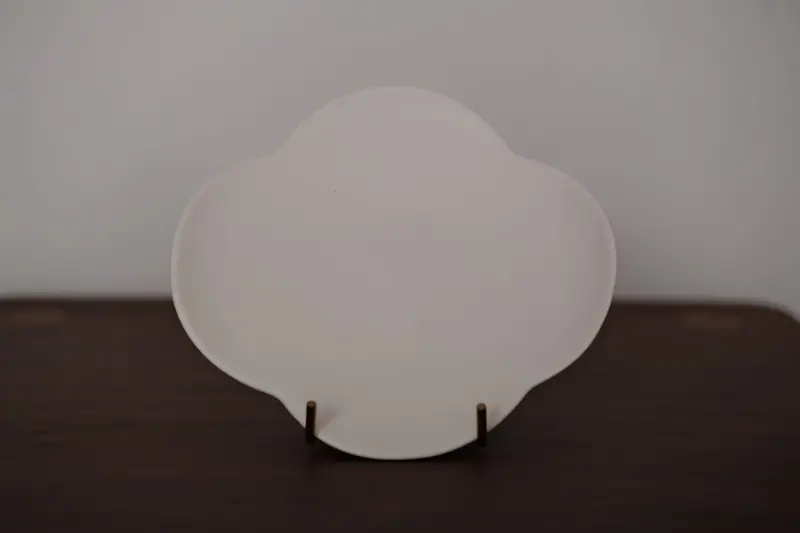 Kasumi Fujimura White Ceramic Plate Or Saucer 1