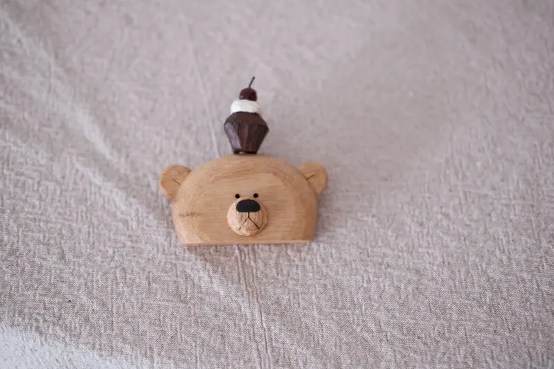Kinone Cupcake Bear Brooch – Artisanal Japanese Miniature Pin 1