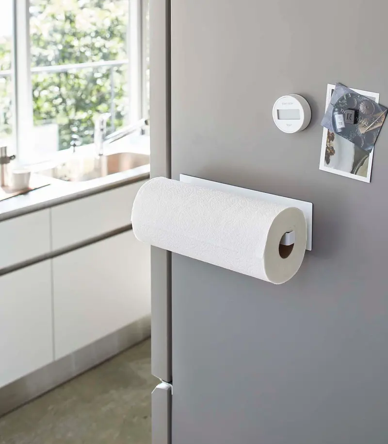 Magnetic Steel Paper Towel Holder For Kitchen Use 1