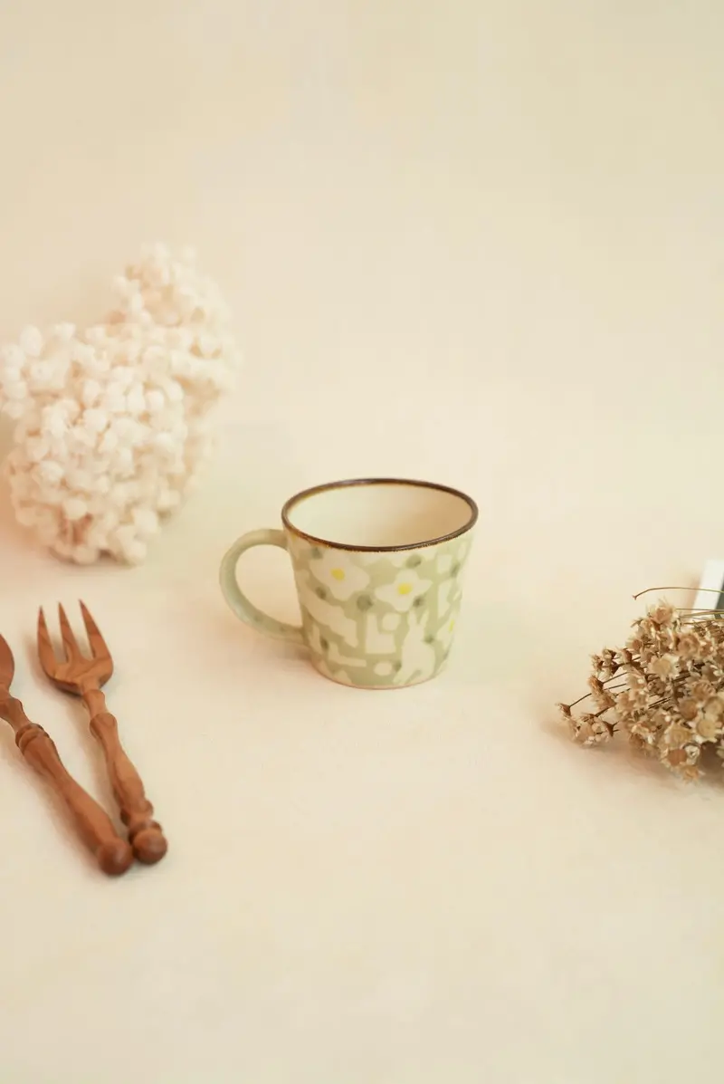 Makiko Sato Green Mixed-Pattern Ceramic Mug (Ms19) 1