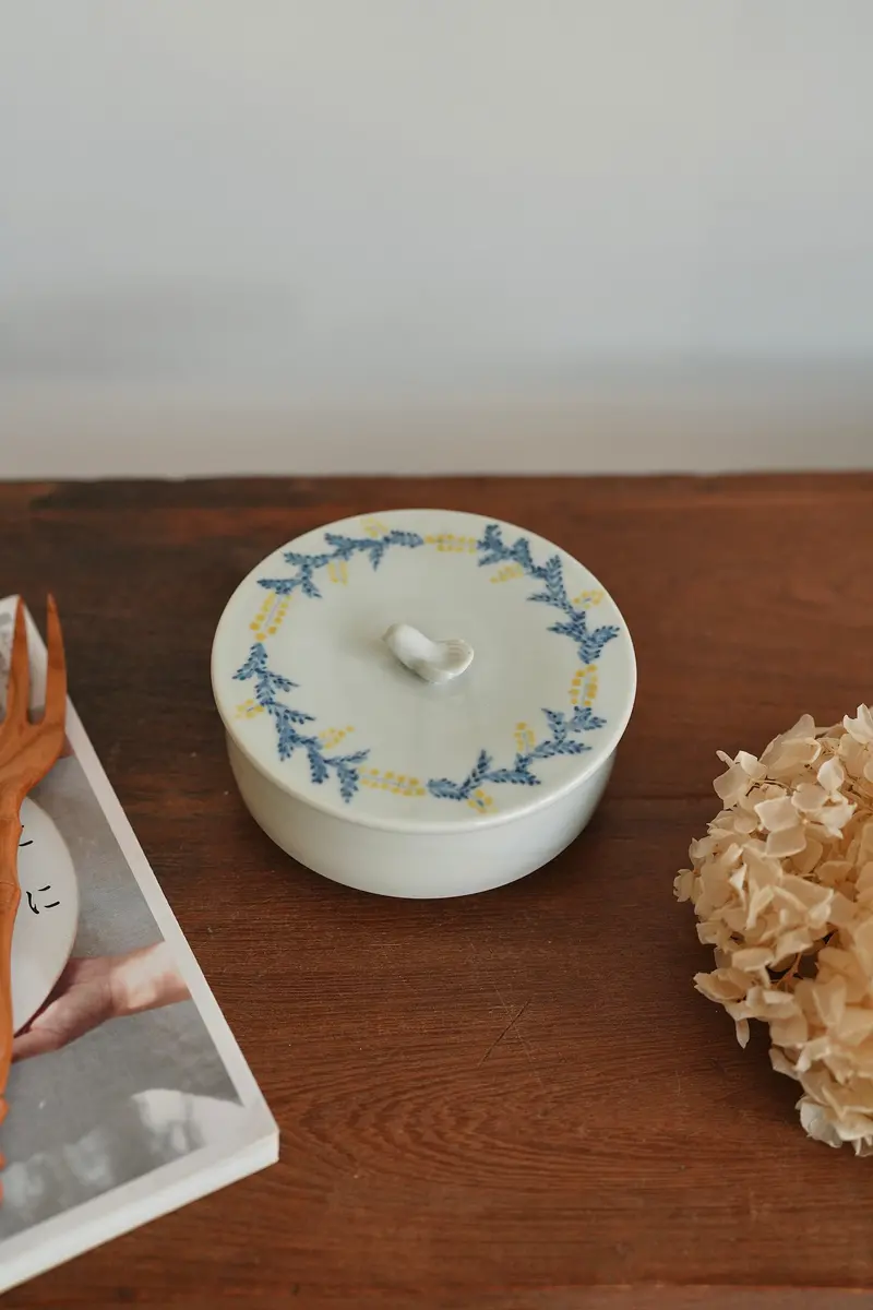 Maya Inamura Mimosa Ceramic Canister (Mi12) 1