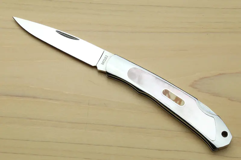 Moki Ats-34 Mirror-Polished Lockback Pocket Knife – Abalone Inlay (Type G) 1