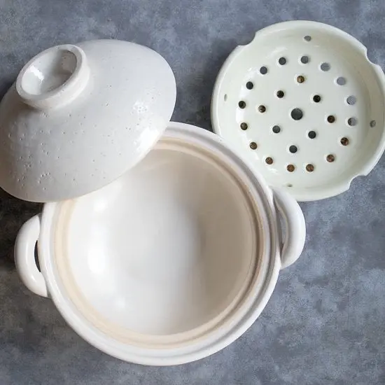 Nagatanien Large White Steam Pot – Premium Japanese Donabe Clay Cookware 1