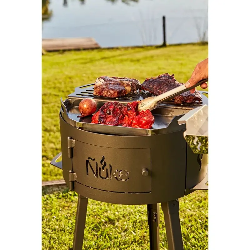 Ñuke Malevo 19-Inch Portable Cowboy-Style Charcoal Grill 1