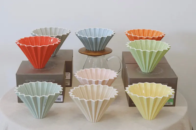 Origami M-Size Pour-Over Coffee Dripper 1