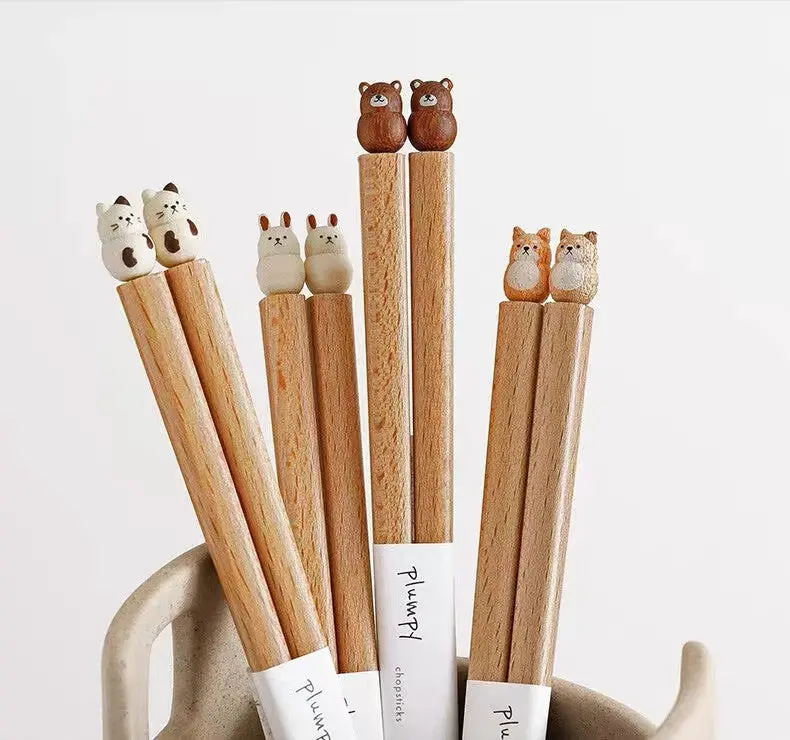 Plumpy Eco-Friendly Natural Wood Chopsticks 1