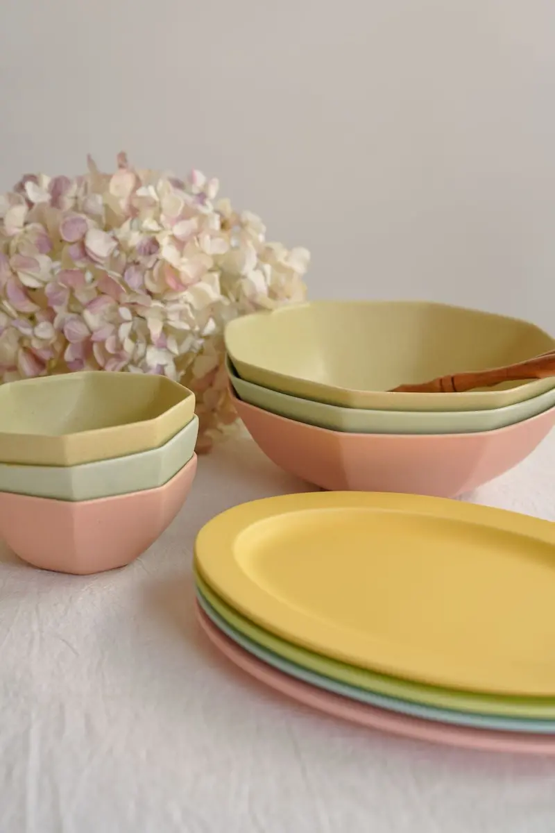 Sakuzan Hakkaku Large Octagonal Ceramic Bowl – Generous Capacity 1