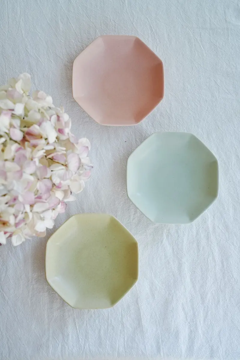 Sakuzan Hakkaku Small Octagonal Ceramic Plate – Traditional Craft 1