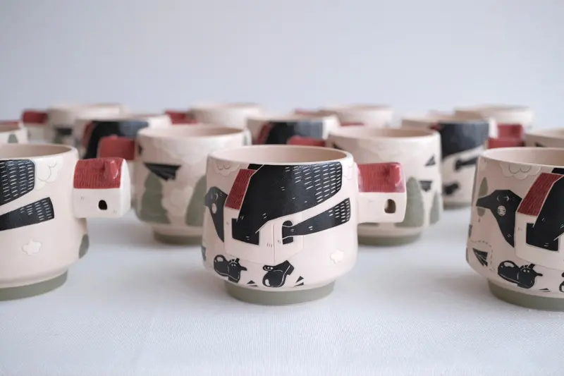 Shirogarasu Studio Red House Ceramic Cup By117 - Contemporary Japanese Design 1