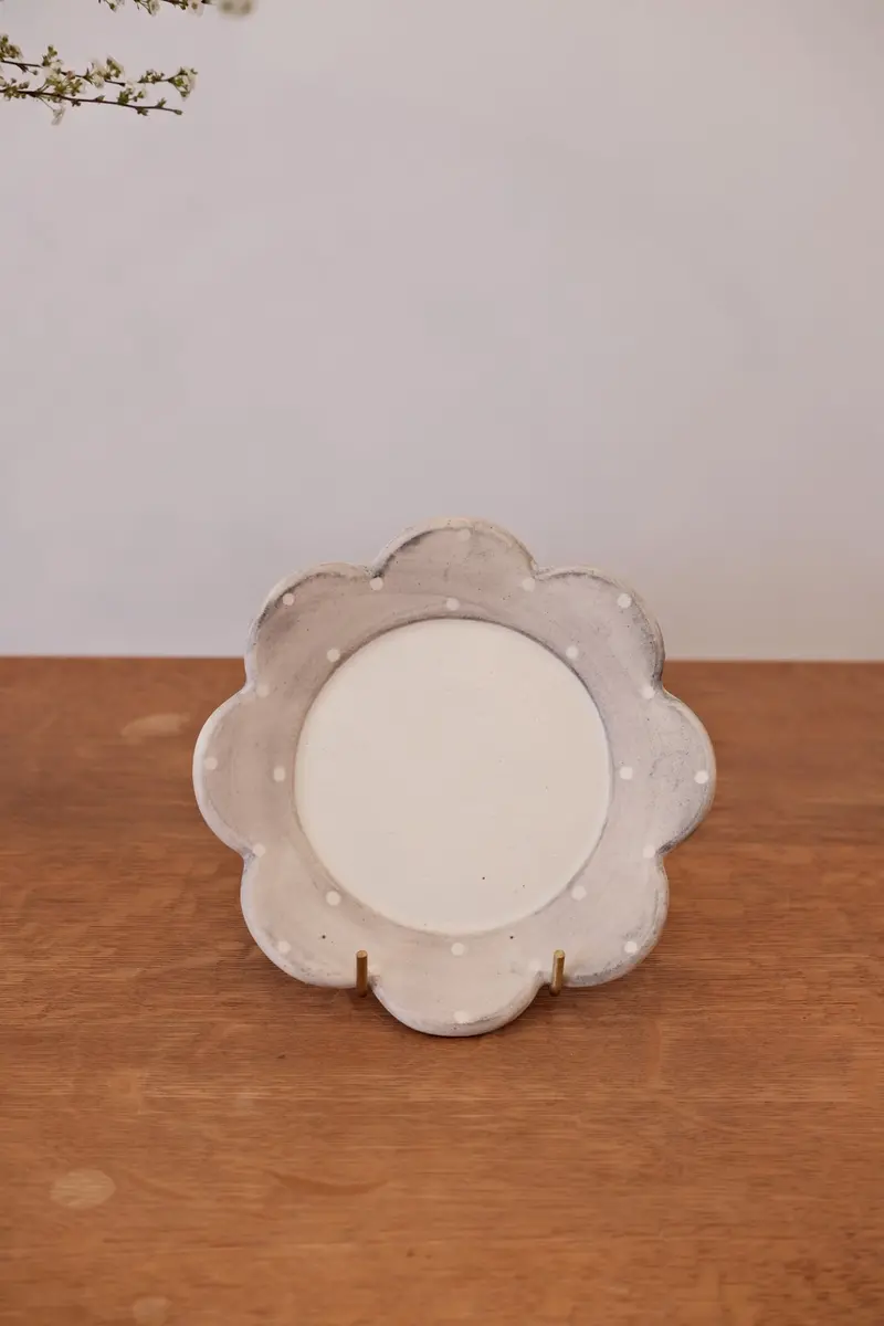 Shoko Maeda Small Flower Decorative Plate 2