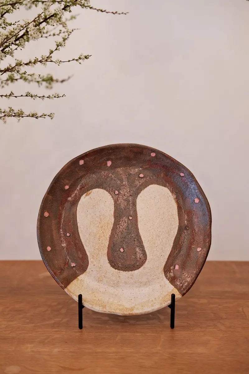 Siam Hands Bunny Brown Round Plate – Handcrafted Ceramic Tableware 1