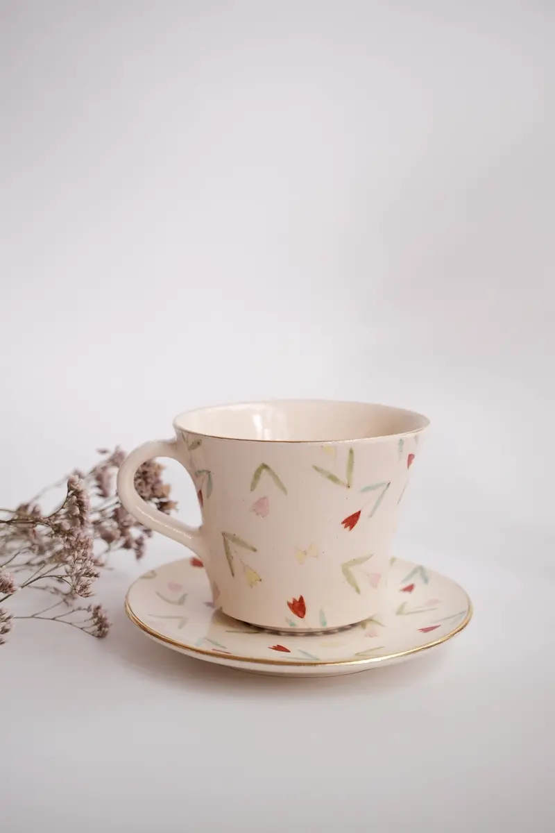 Taki Tomoda Tulip-Pattern Ceramic Cup And Saucer Set – Tt02 Collection 1