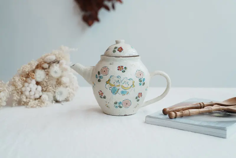 Tata Pottery Studio Slip-Finish Teapot (Tp20 #2) 1