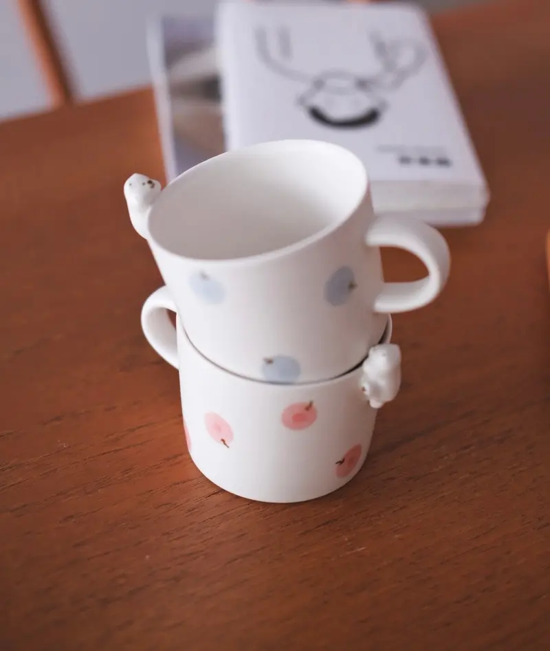 Tobe-Yaki Bear-Shaped Ceramic Mug With Expressive Detailing 1