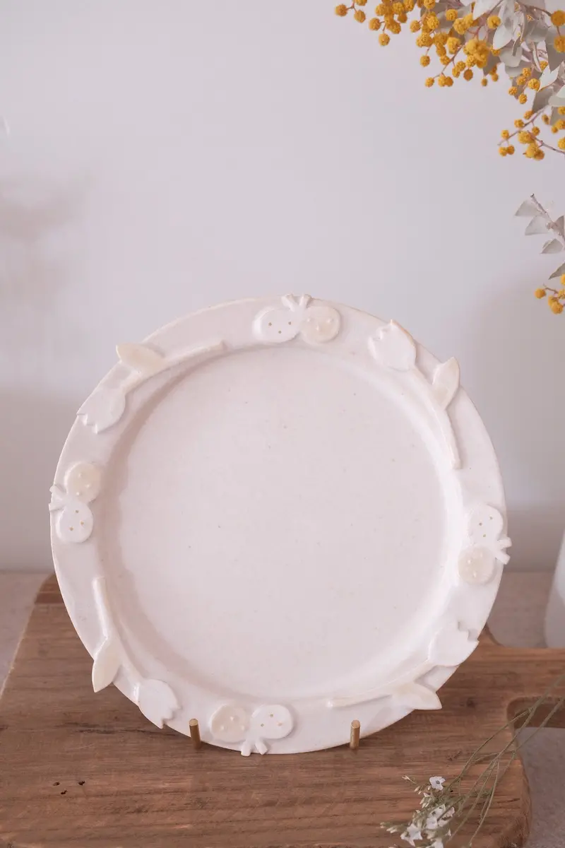 Tomoko Sano Chiko Butterfly Tulip Ceramic Plate – 17 Cm 1