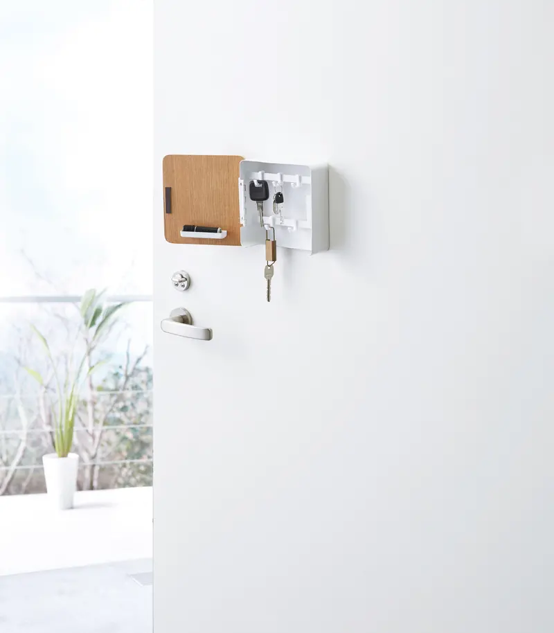 Wall-Mounted Magnetic Key Cabinet – Steel Body With Wooden Trim 1