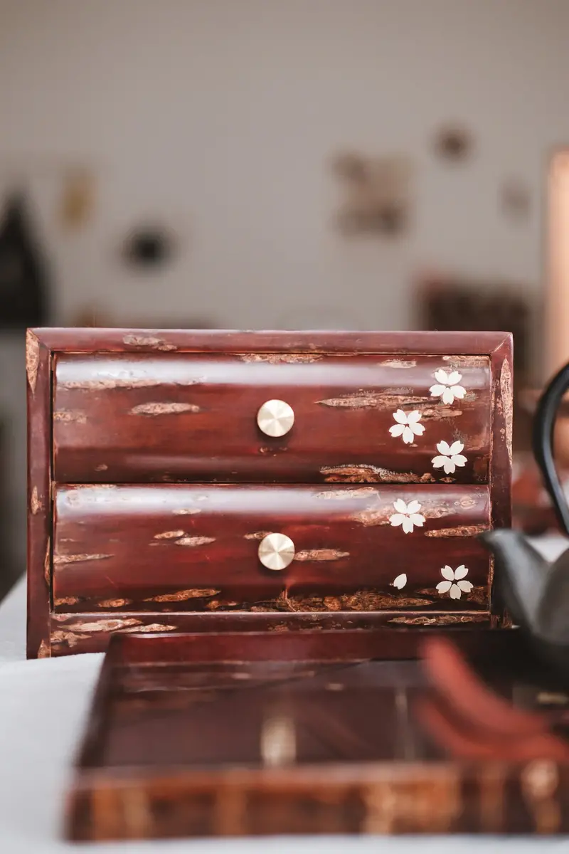 Yatsuyanagi Akita Cherry Bark Small Storage Box 1