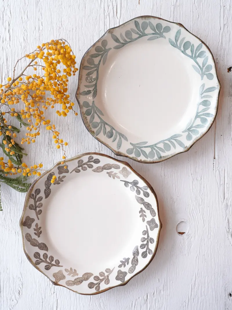 Yoko Kato Hand-Painted Floral Ceramic Plate 1