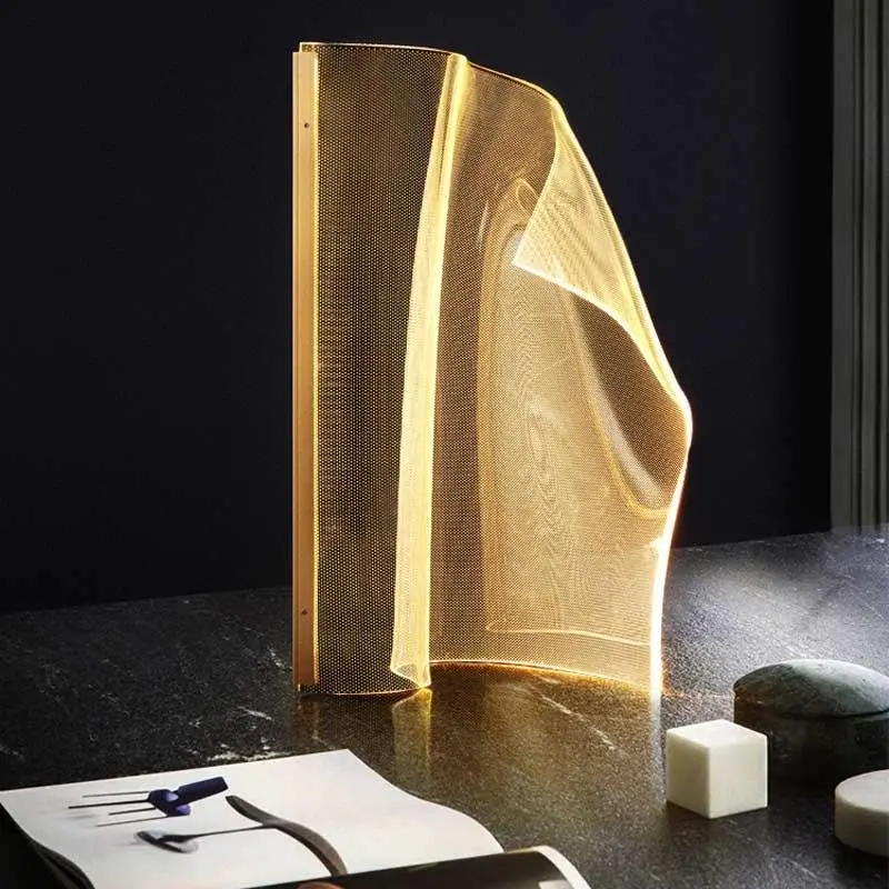 Zaha Modern Table Lamp 1